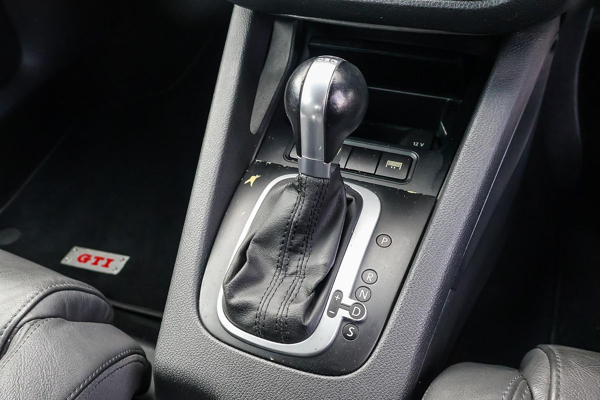 2008 Volkswagen Golf GTI V