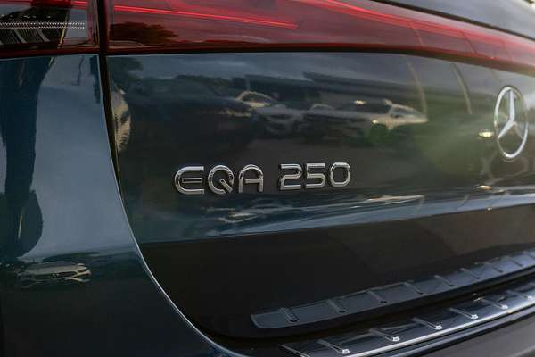 2021 Mercedes-Benz EQA EQA250 H243