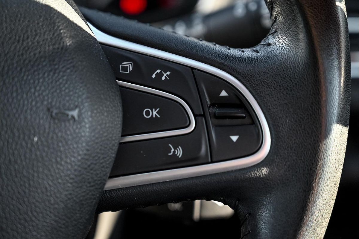 2017 Renault Megane Zen BFB