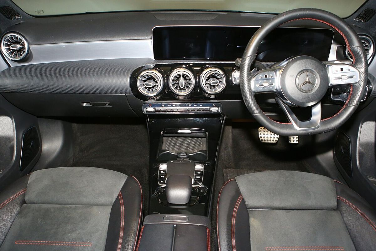 2019 Mercedes-Benz A-Class A250 V177