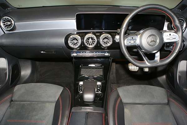 2019 Mercedes-Benz A-Class A250 V177