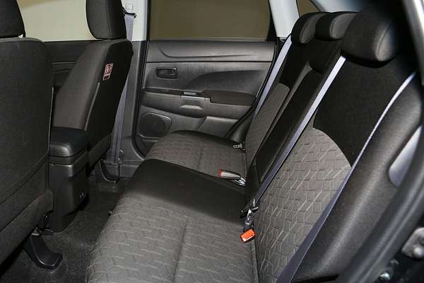 2022 Mitsubishi ASX MR XD