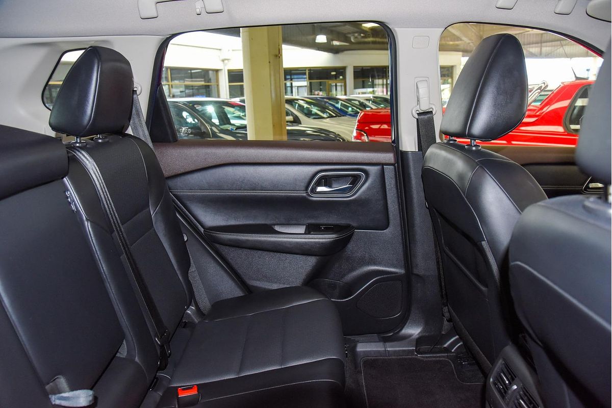 2023 Nissan X-TRAIL ST-L T33