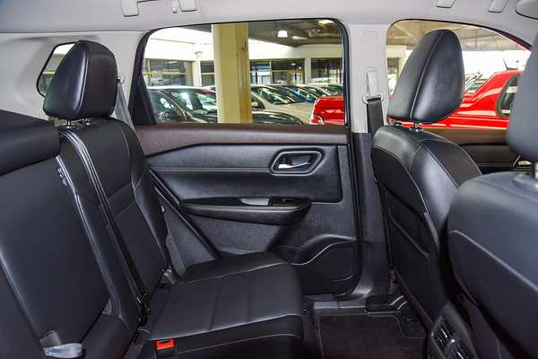 2023 Nissan X-TRAIL ST-L T33