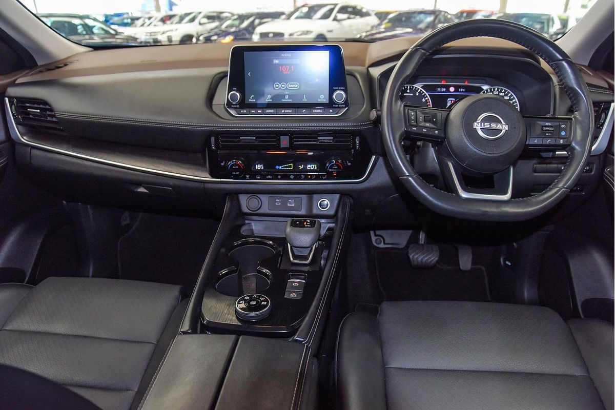 2023 Nissan X-TRAIL ST-L T33