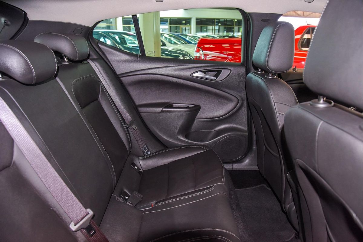 2020 Holden Astra RS-V BK