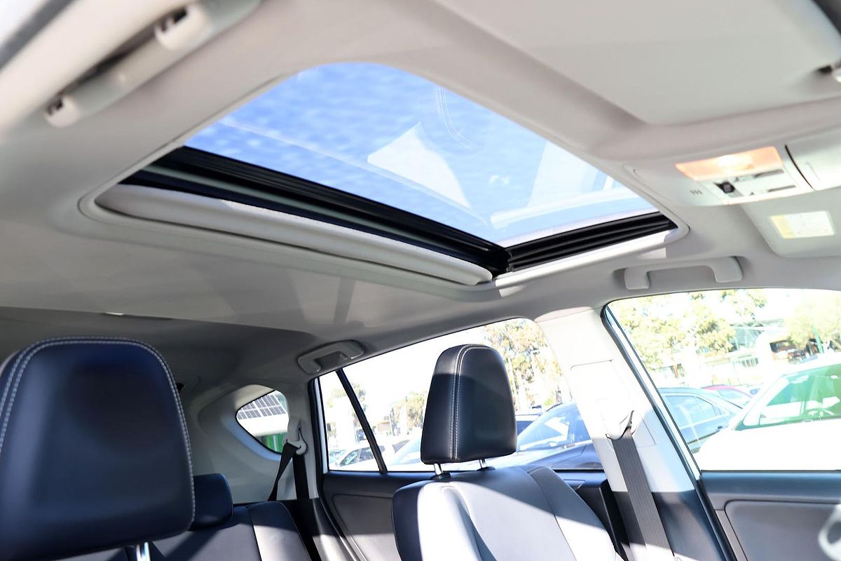 2017 Toyota RAV4 Cruiser ASA44R