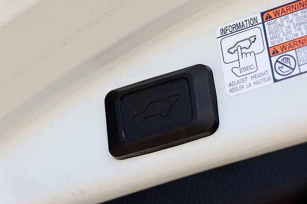 2017 Toyota RAV4 Cruiser ASA44R