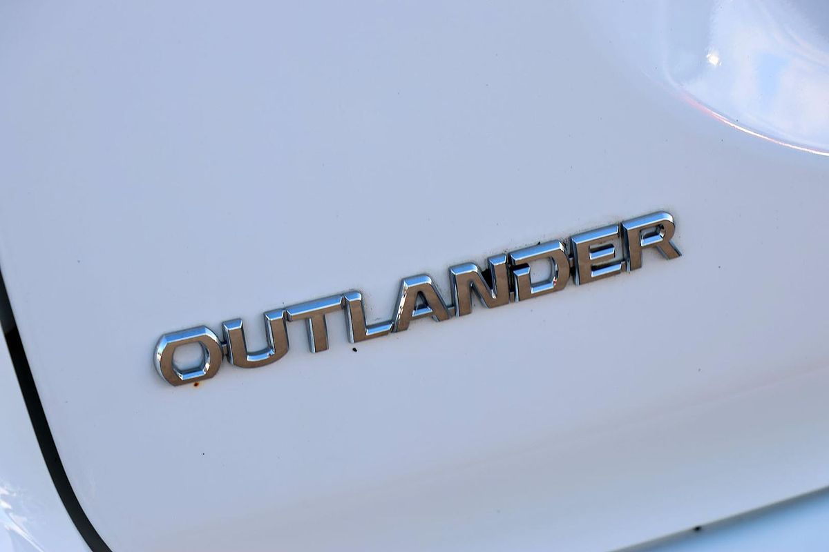 2018 Mitsubishi Outlander ES ZL