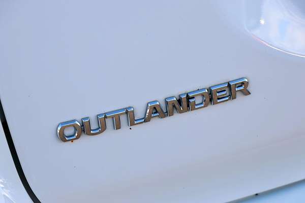 2018 Mitsubishi Outlander ES ZL