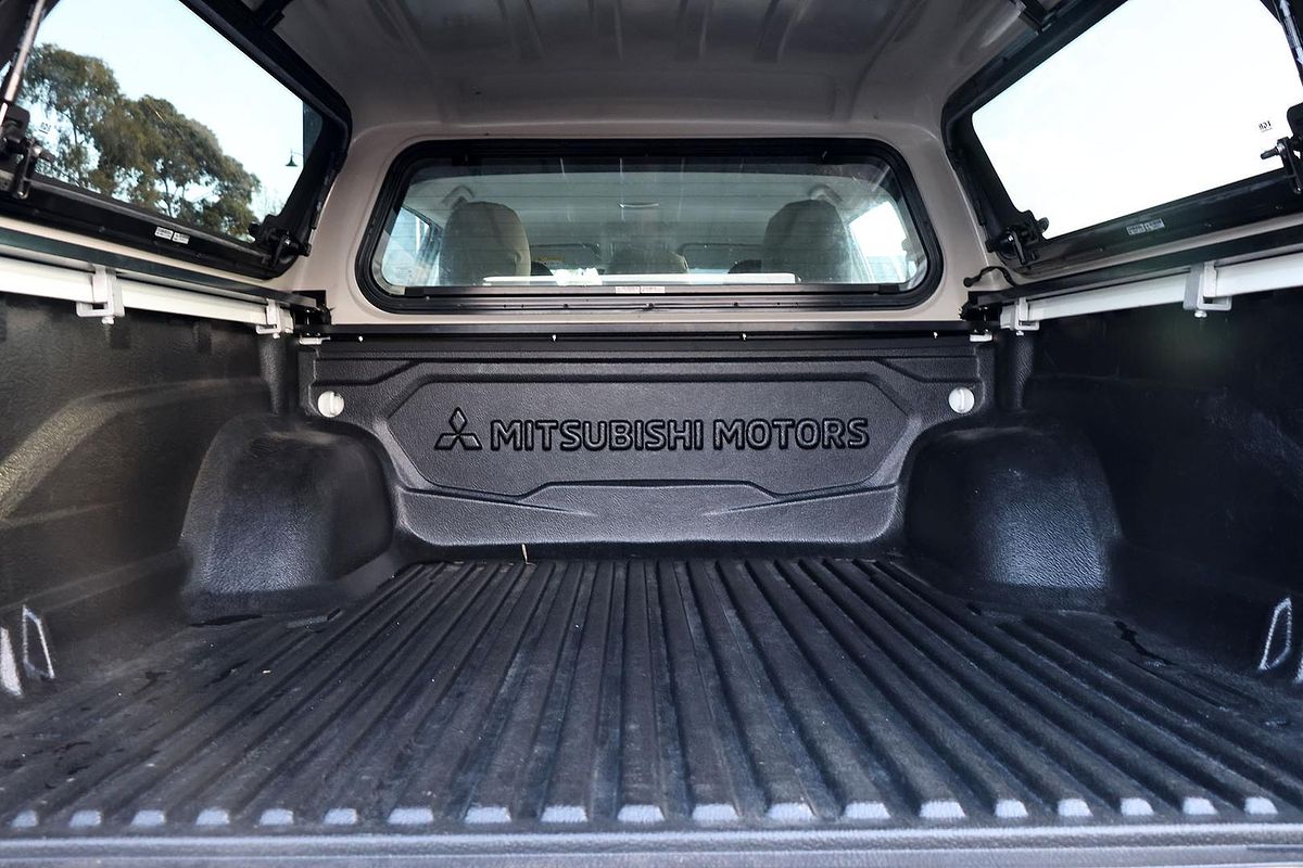 2022 Mitsubishi Triton GLX MR Rear Wheel Drive