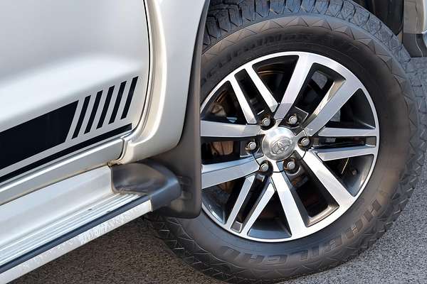 2013 Toyota Hilux SR5 KUN26R 4X4