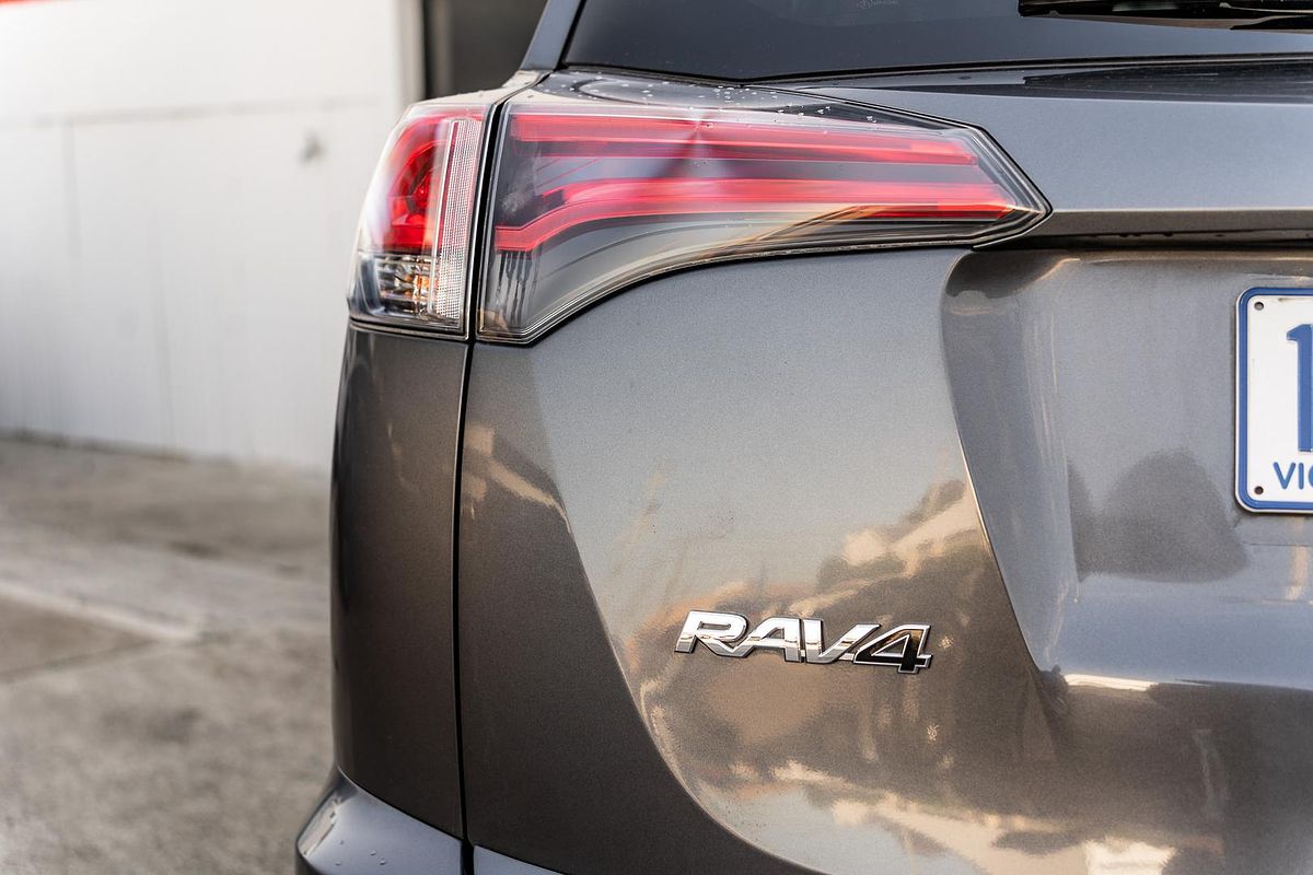 2016 Toyota RAV4 GXL ZSA42R