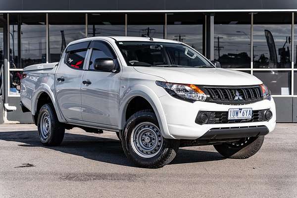 2017 Mitsubishi Triton GLX MQ 4X4