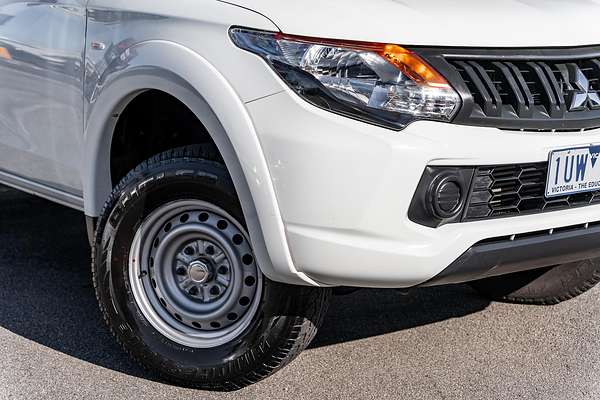 2017 Mitsubishi Triton GLX MQ 4X4