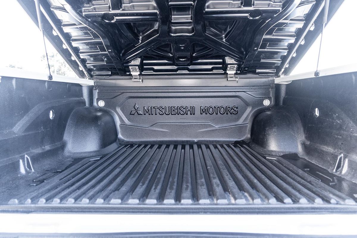 2017 Mitsubishi Triton GLX MQ 4X4