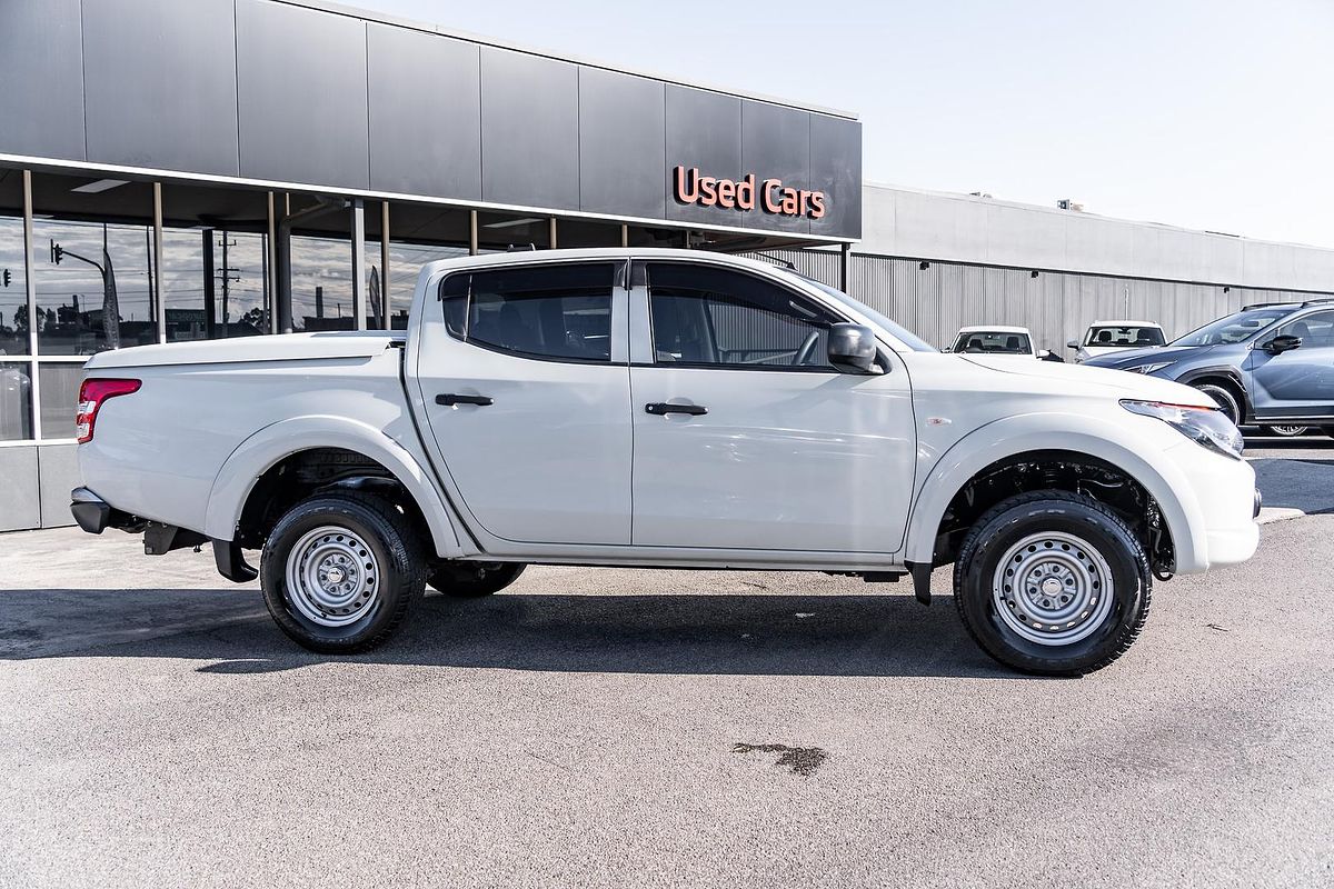 2017 Mitsubishi Triton GLX MQ 4X4