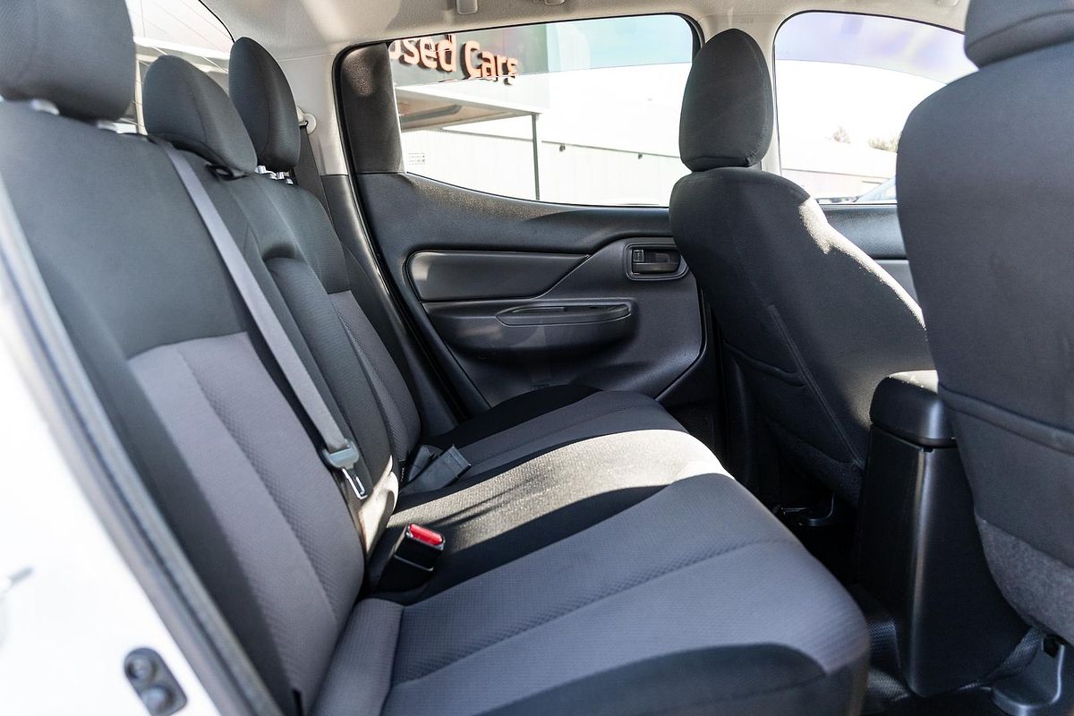 2017 Mitsubishi Triton GLX MQ 4X4