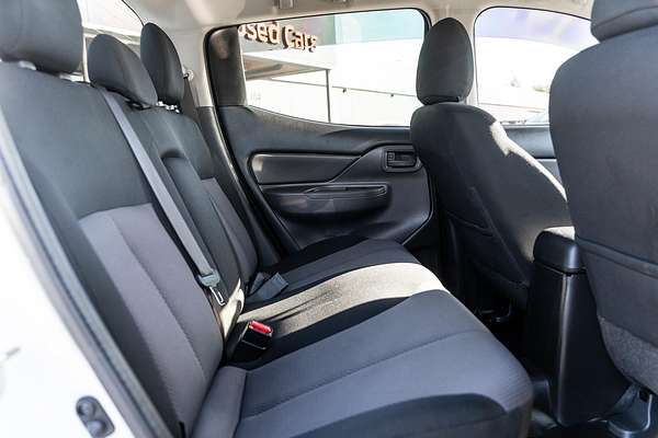 2017 Mitsubishi Triton GLX MQ 4X4