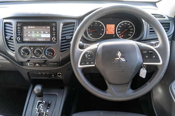 2017 Mitsubishi Triton GLX MQ 4X4