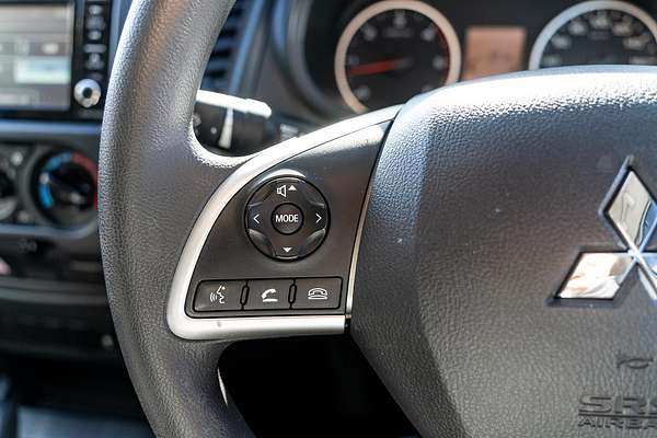 2017 Mitsubishi Triton GLX MQ 4X4