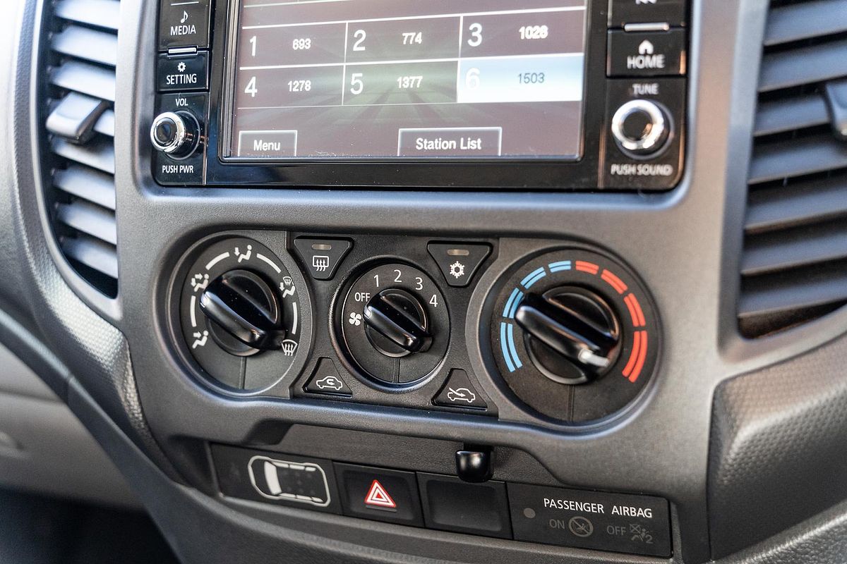 2017 Mitsubishi Triton GLX MQ 4X4