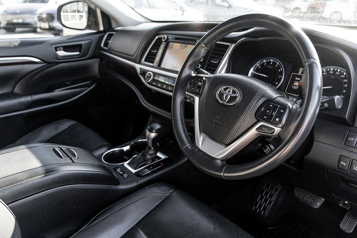 2015 Toyota Kluger Grande GSU55R
