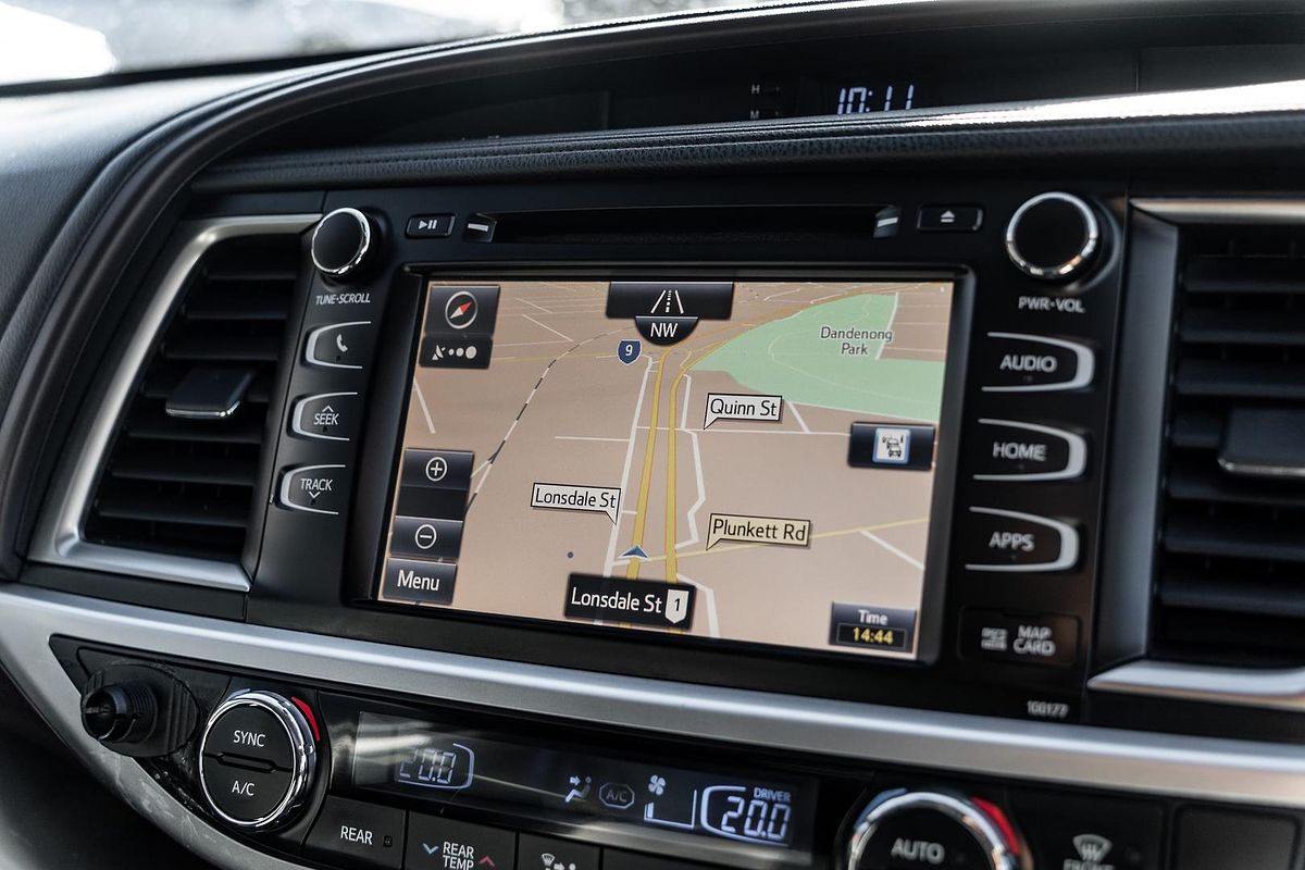 2015 Toyota Kluger Grande GSU55R