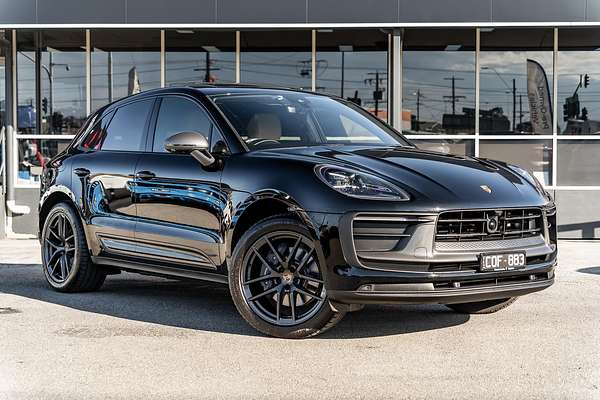 2023 Porsche Macan T 95B