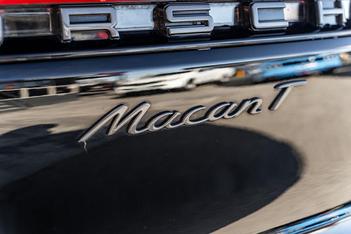 2023 Porsche Macan T 95B