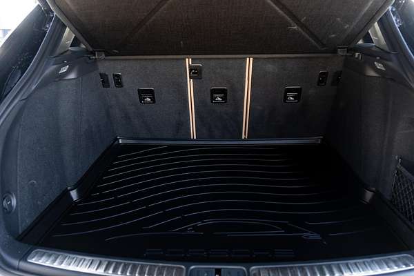 2023 Porsche Macan T 95B