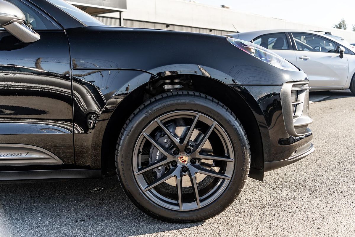 2023 Porsche Macan T 95B