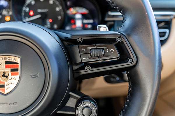 2023 Porsche Macan T 95B