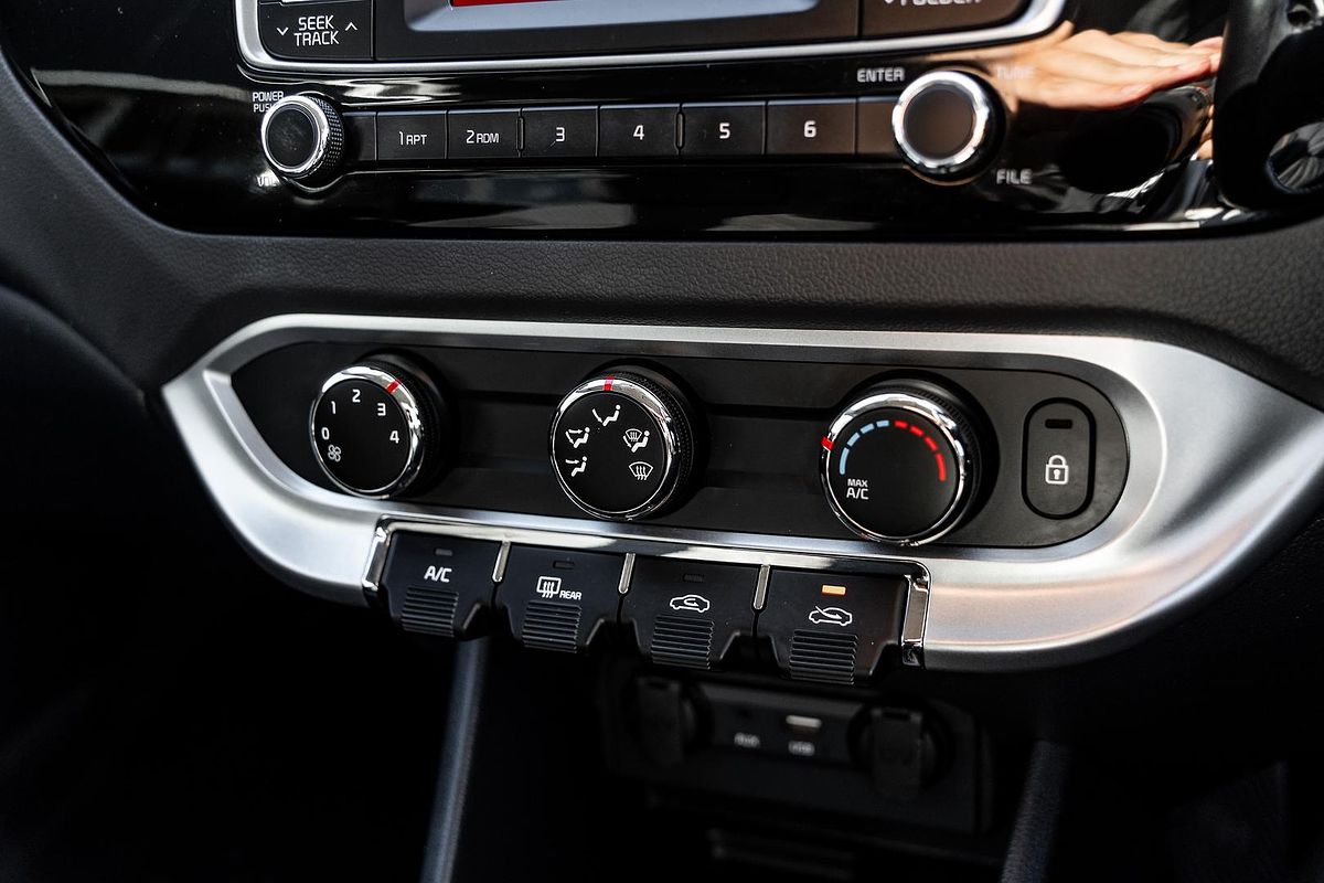 2015 Kia Rio S-Premium UB