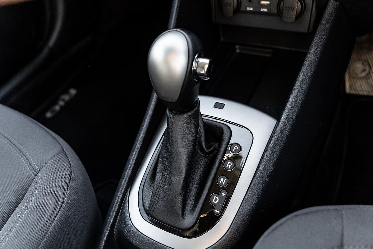 2015 Kia Rio S-Premium UB