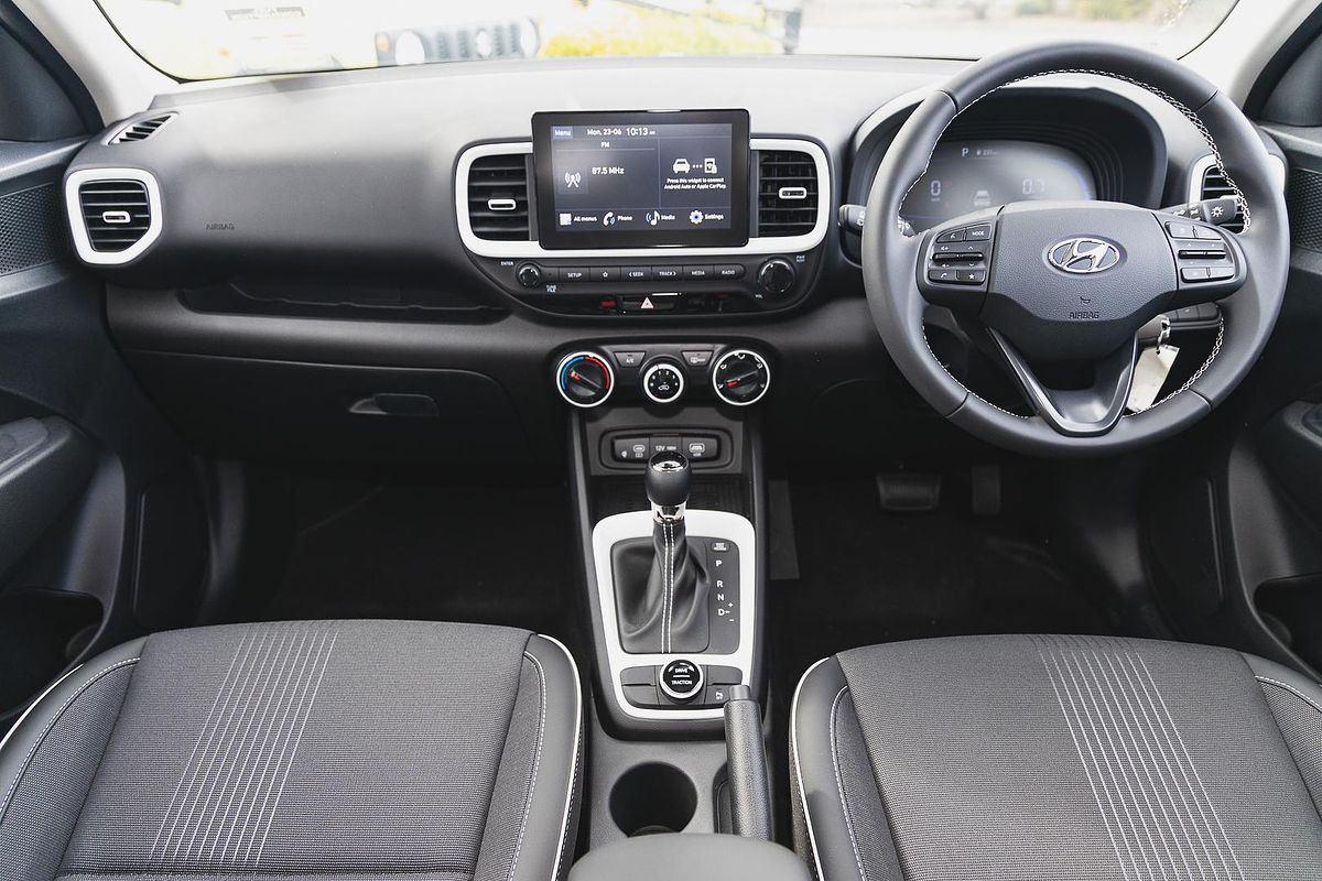 2024 Hyundai Venue Active QX.V5