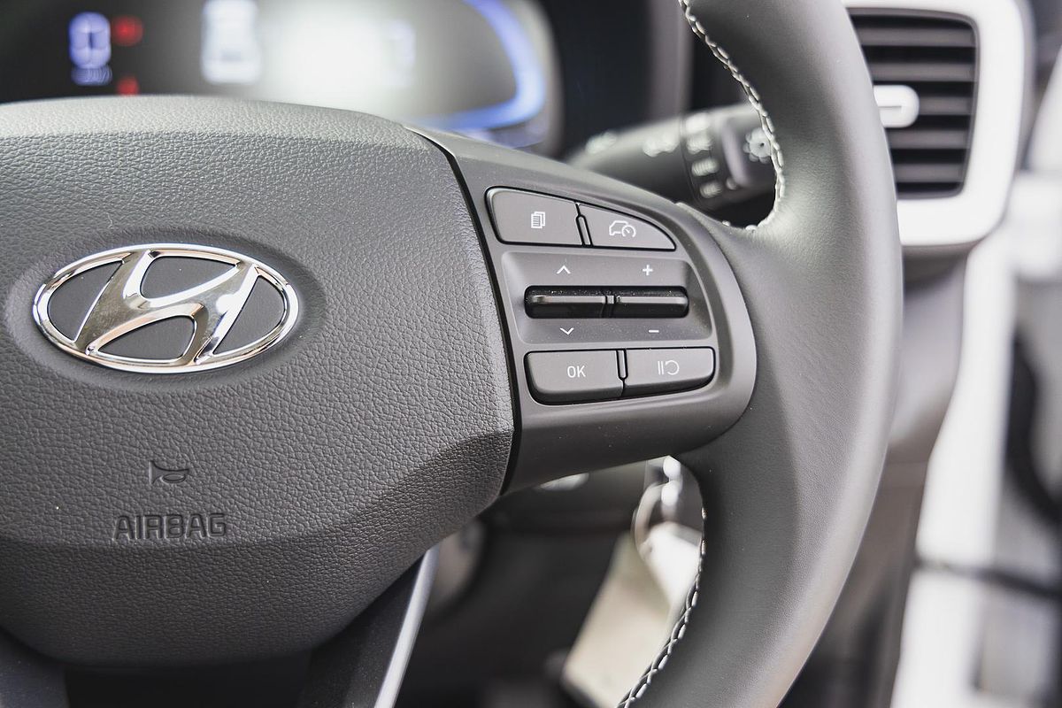 2024 Hyundai Venue Active QX.V5