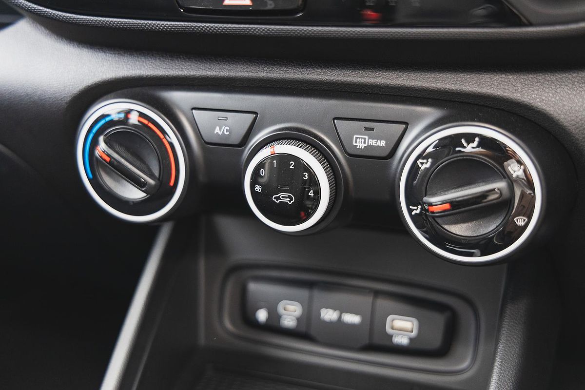 2024 Hyundai Venue Active QX.V5