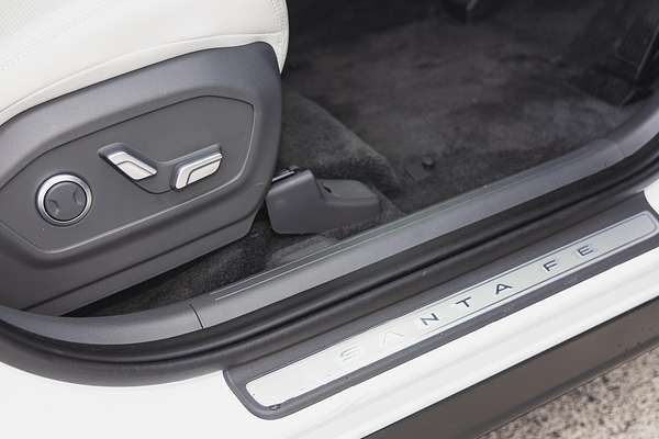 2025 Hyundai Santa Fe Hybrid Elite MX5.V1