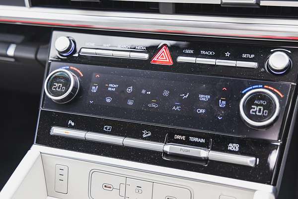 2025 Hyundai Santa Fe Hybrid Elite MX5.V1