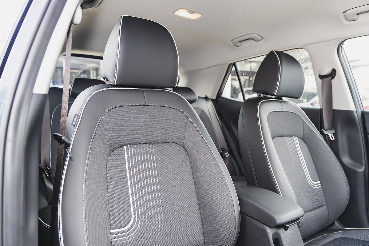 2024 Hyundai Venue Active QX.V5