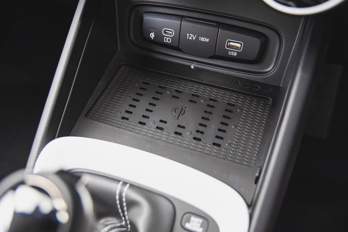 2024 Hyundai Venue Active QX.V5