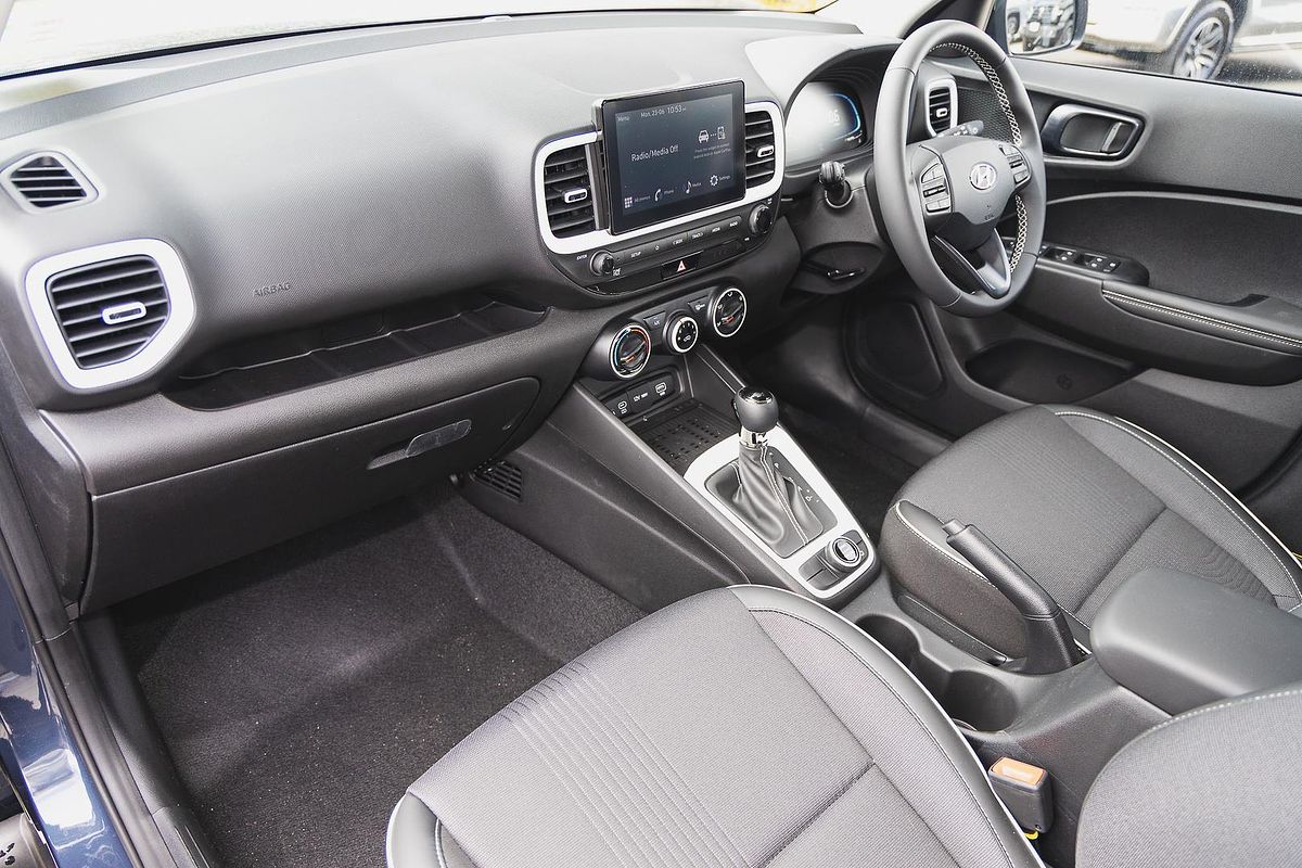 2024 Hyundai Venue Active QX.V5