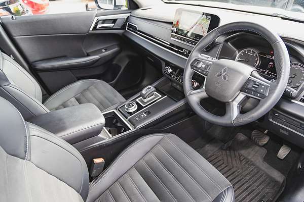 2023 Mitsubishi Outlander Aspire ZM