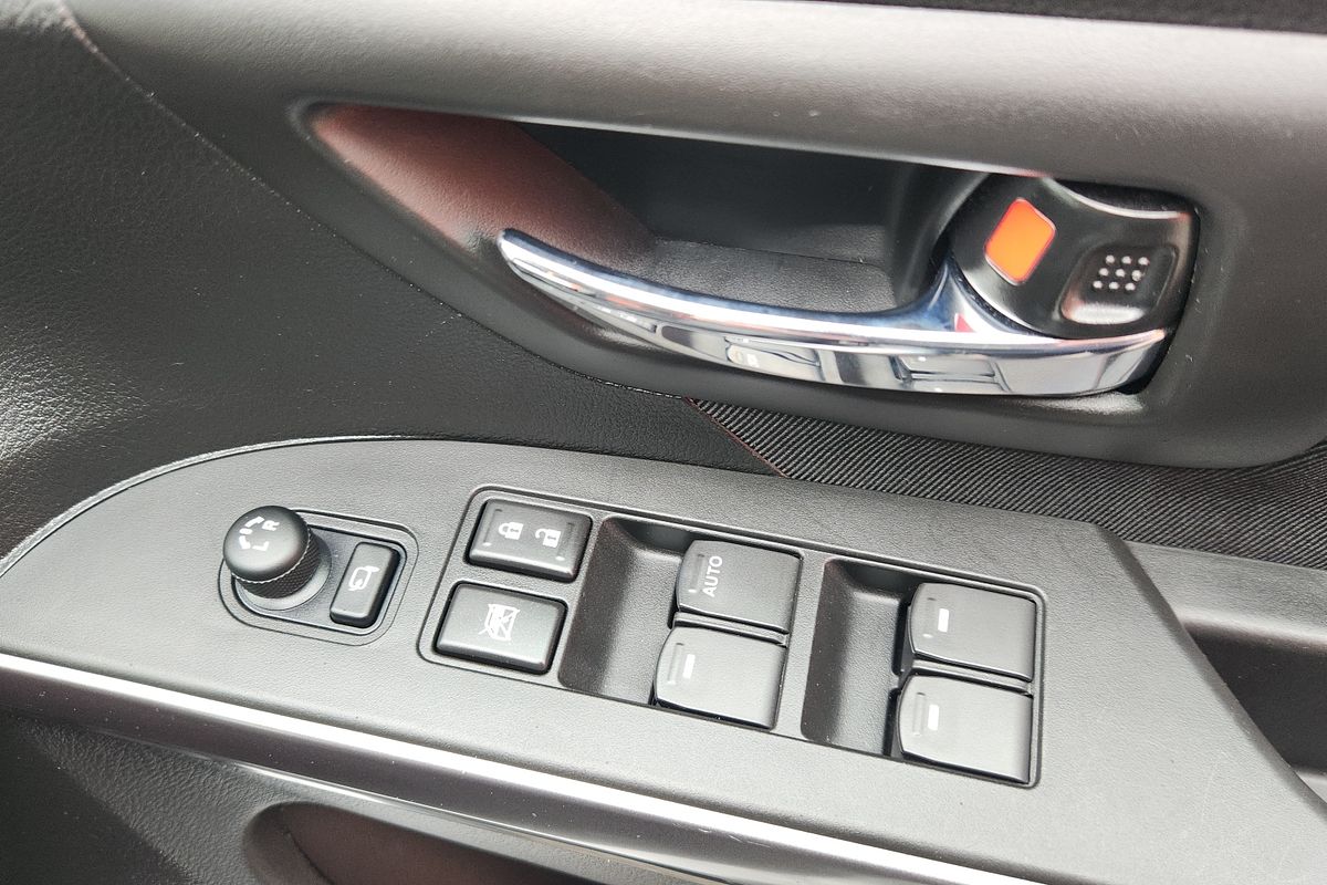 2023 Suzuki S-Cross  JYB