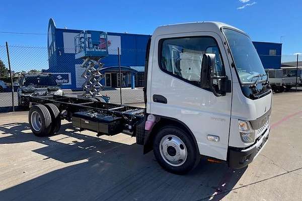 2025 Fuso Canter 515