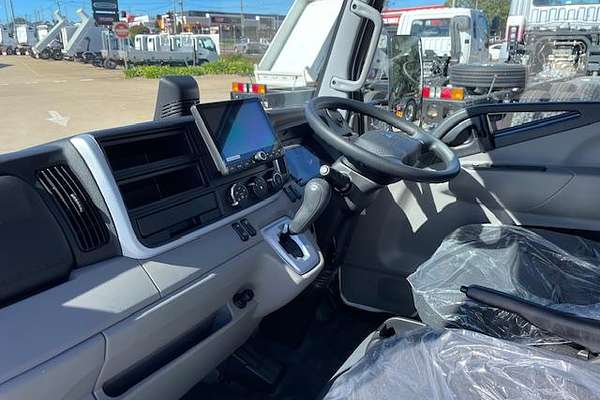 2025 Fuso Canter 515