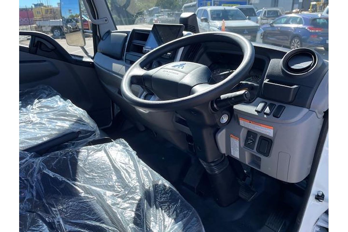 2025 Fuso Canter 515