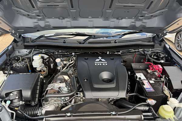 2020 Mitsubishi Triton GLX-R MR 4X4