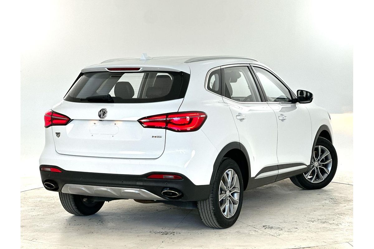 2022 MG HS Vibe SAS23